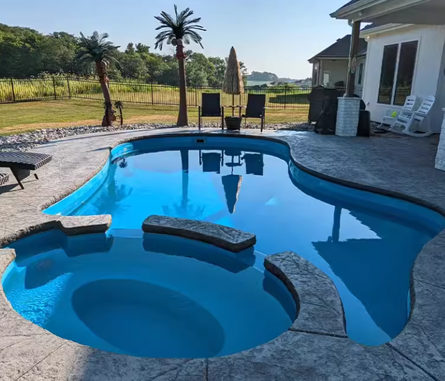 Buried infinity pool