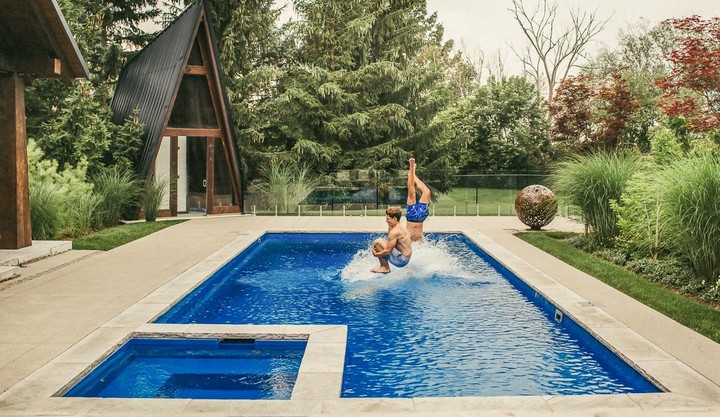 Hot spring swimming pool4