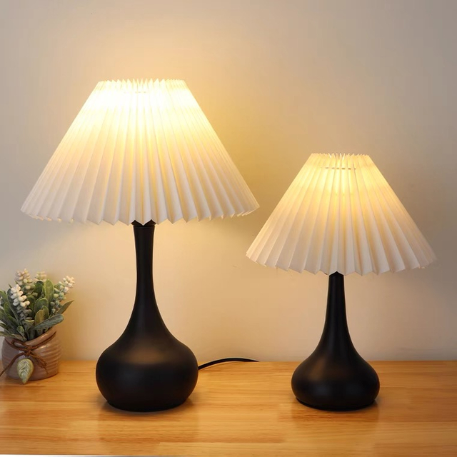 Small pleated bedroom night light