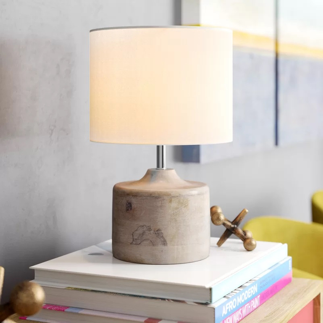 American simple log bedside lamp
