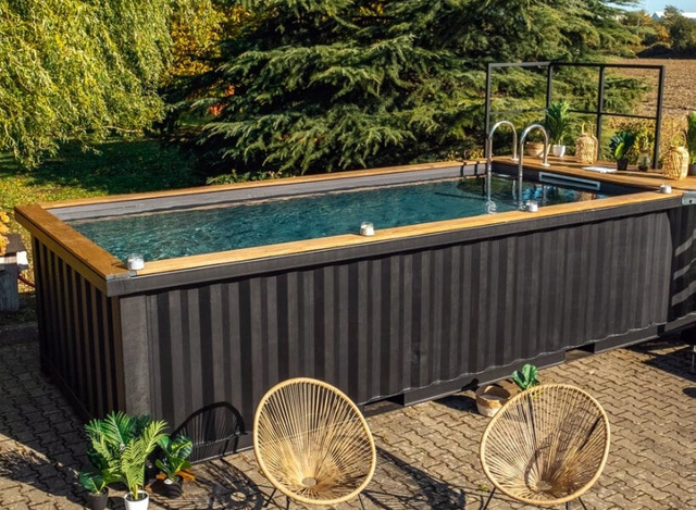 Quick Installation of Container Swimming Pool