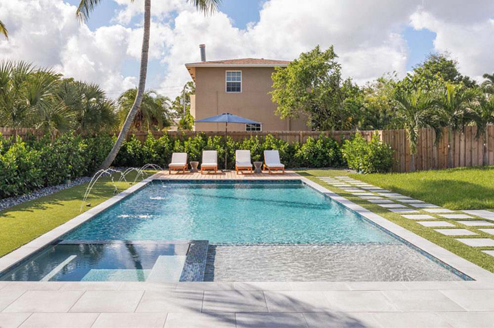 LARGE SPLIT POOL