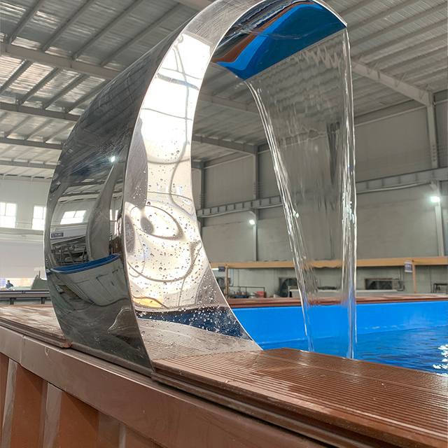 18.7ft×7.2ft×5.6ft Container Pool with Curved Waterfall