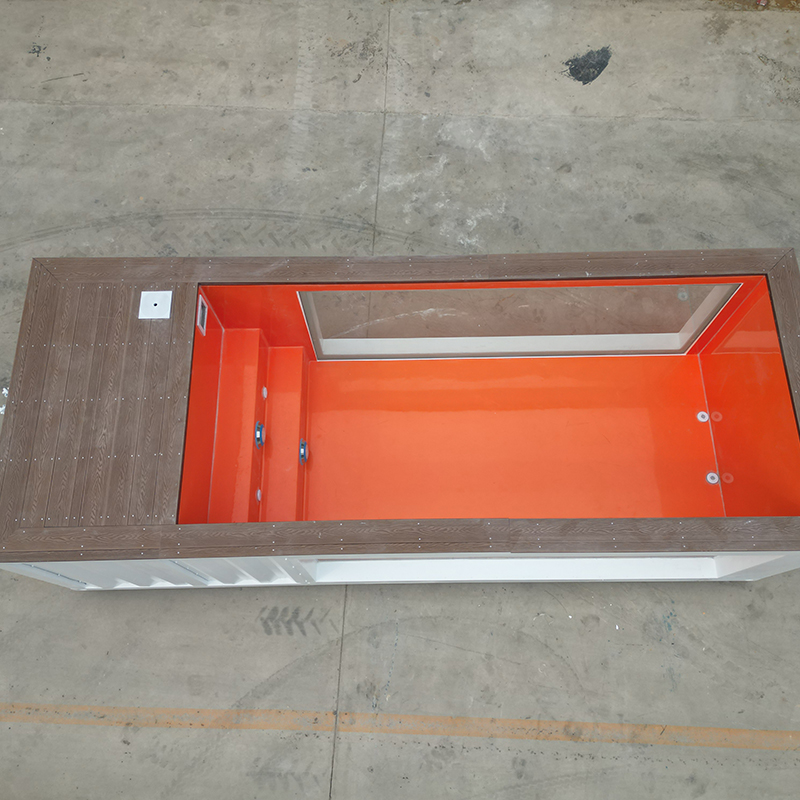 Container Pool 18.04 FT × 7.22 FT × 4.92 FT