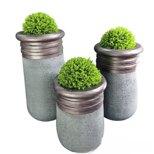 Large Flowerware Outdoor Landscape Gardening