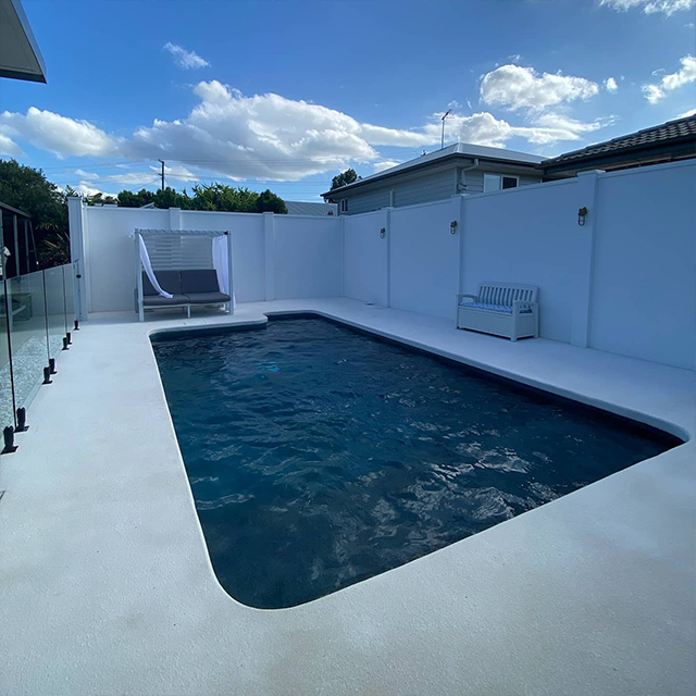 Rectangular swimming pool made of fiberglass