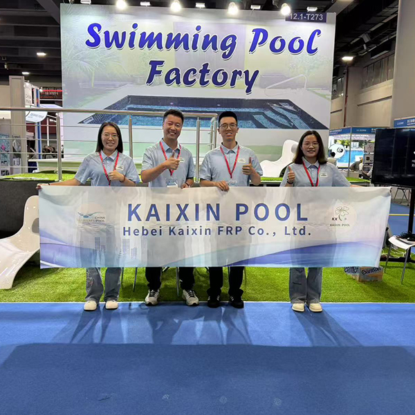 Container Pool 18.04 FT × 7.22 FT × 4.92 FT - Exhibition-3