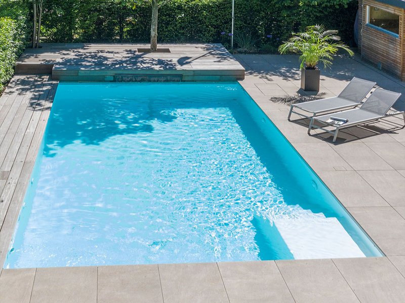 Swimming pool scene display7